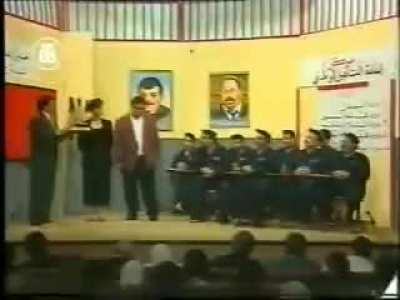 "أنا بقبلش من عرص شبعان يحكيلي أصبر على الجوع" ،جملة الممثل موسى حجازين من المسرحية -ذات المذهب الواقعي- الساخرة " الآن فهمتكم"، أصبحت ايقونةً في النضال الأردني في خضم الصراع الطبقي الذي تعيشه المملكة جراء الفساد في المال العام.