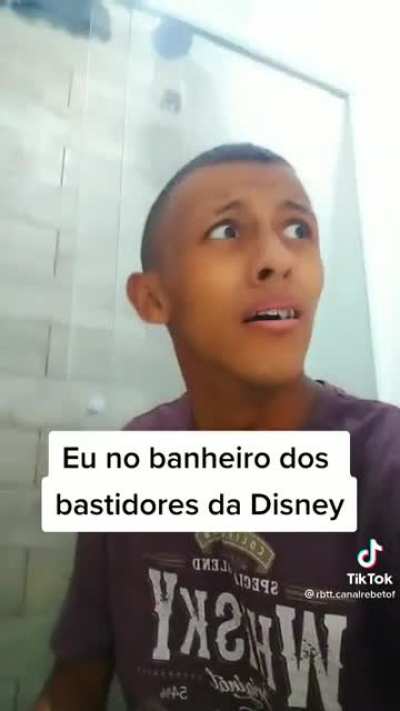 Mickey traficante est&aacute; doido