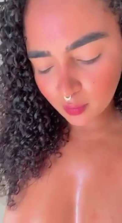 Algu&eacute;m sabe o nome dela ??