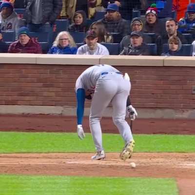 Right after Kik&eacute; mashes a ball, Shohei mashes 2