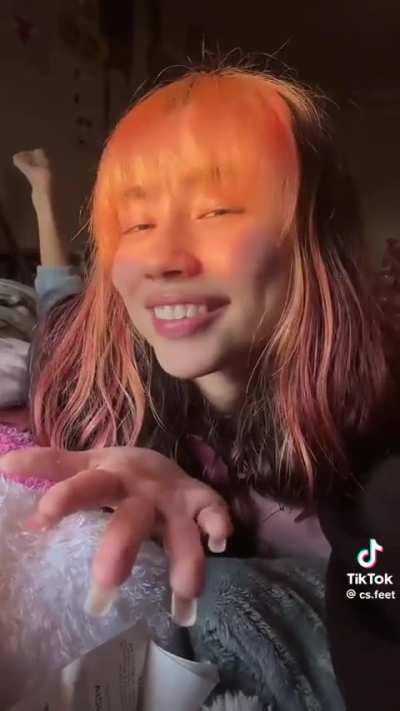 @cs.feet
