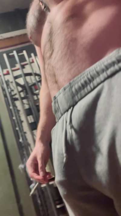 Hold up… someone wants to say hi