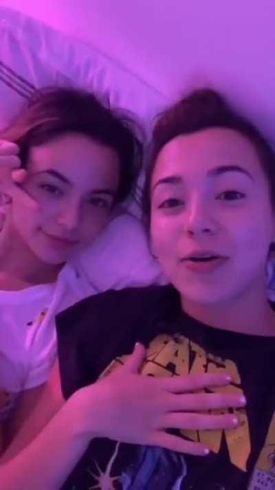 Cute in bed (1)