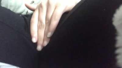 Pov: du willst dich fingern aber deine Eltern sind da
