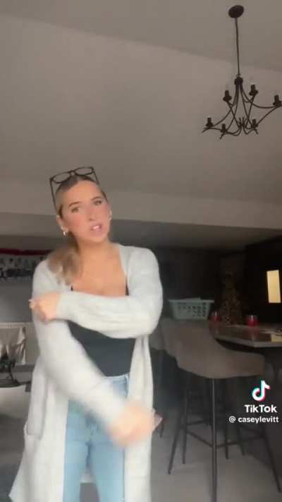 @caseylevitt