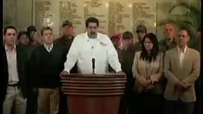 Anuncio de muerte de chavez con Touch de Daft Punk de fondo