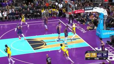[Highlight] AD looking spry, follows his miss for a putback dunk