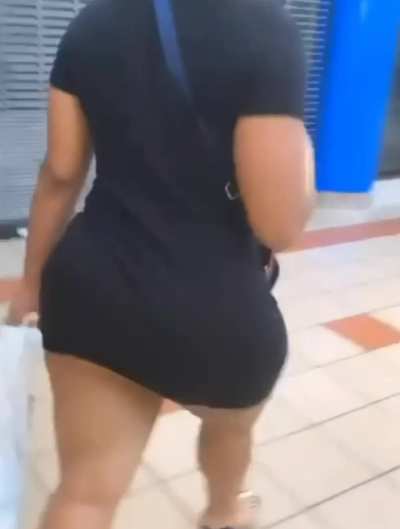 #MiniskirtMondays
