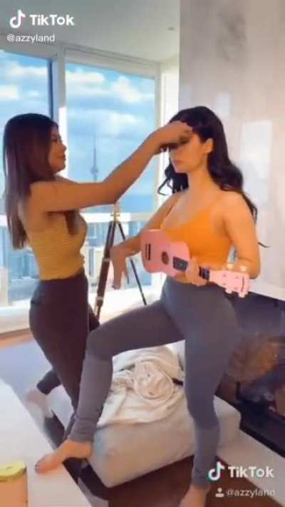 Check out this tik tok video!It has Azzyland and Kassie!!!(gloom)