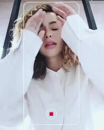 Yassi Pressman