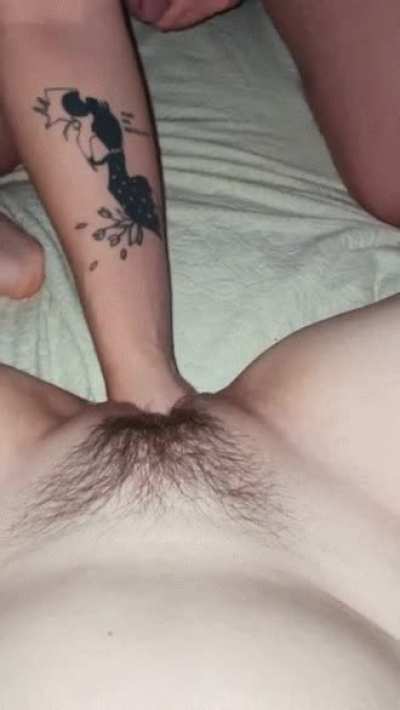 Stretching my wet hairy pussy with his hand 😍