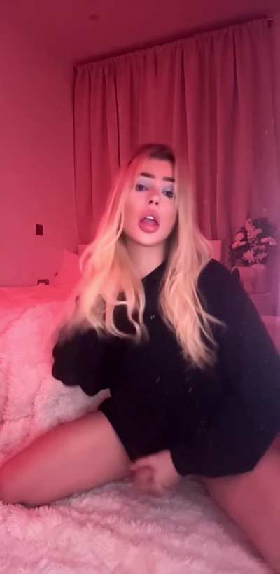 Are straight guys dating a girl with a 7 incher?