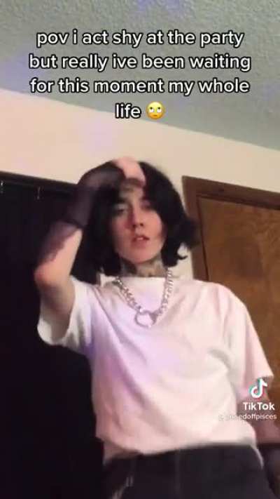 Do you like his lit moves? 😳