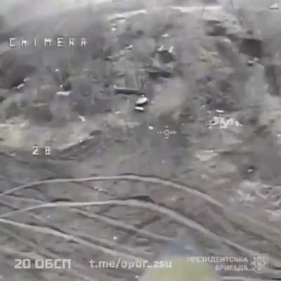 A Ukrainian drone pilot of the "Hetman Bohdan Khmelnytskyi" Presidential Brigade attacks a Russian Strela-10 air defense system with an FPV quad.