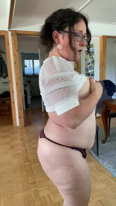 Thick thighs to make your dick rise