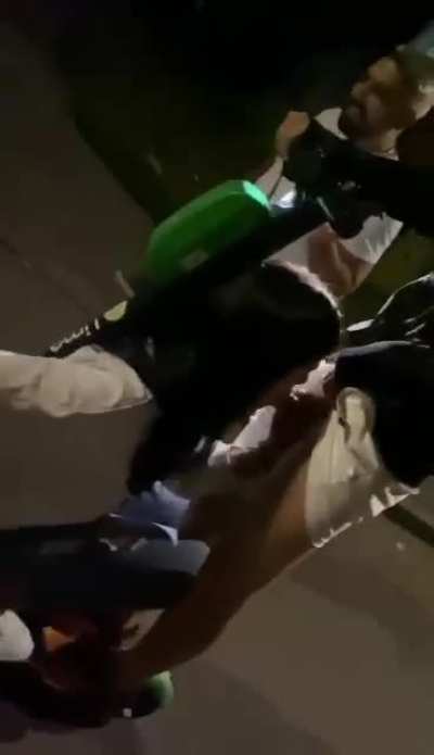 "-Dom'le la Gaesti cum se-ajunge ?" "-Nu stim, noi ne ducem doar pe pula..."