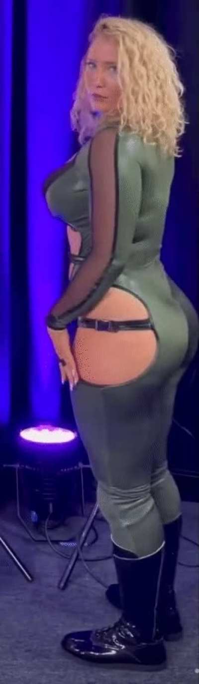 Nikkita Lyons