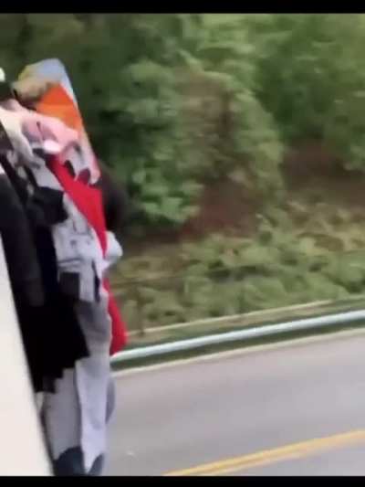 Thief tries to escape after the theft