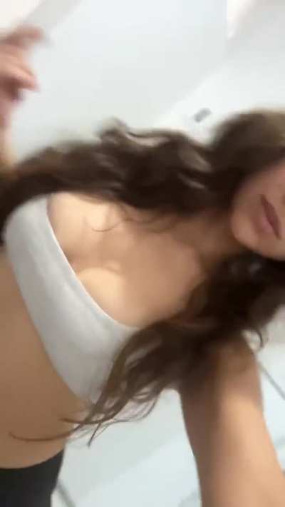 she stay a baddie