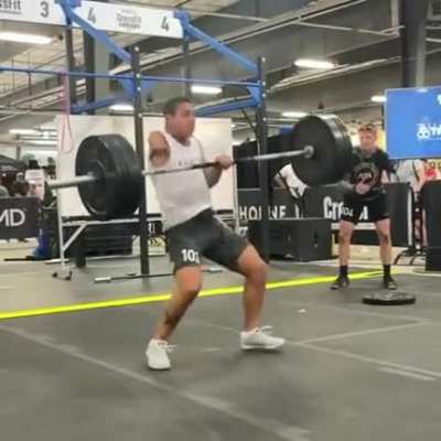 Determination and self confidence beat his physical shortcoming!!