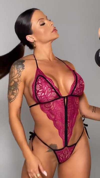 Victoria Villarim