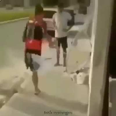 Posting random videos from my phone until I buy a new home button - day 108