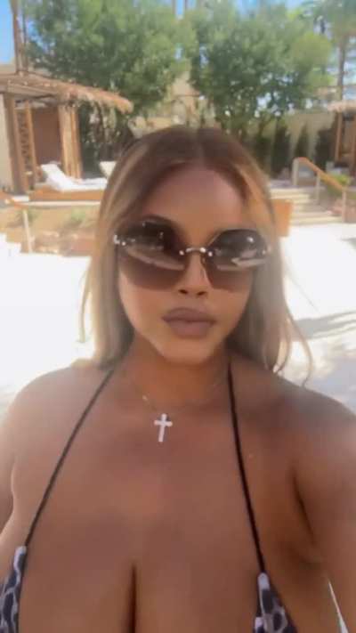 Lavish Styles Instagram Story Post - Pool Season 🏊&zwj;♀️ [Video 2/2]