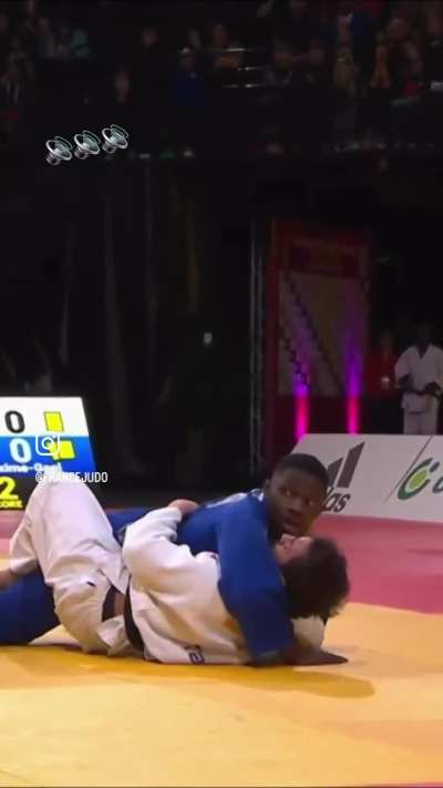 🥋