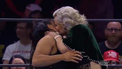 Toni Storm and Deonna Purrazzo