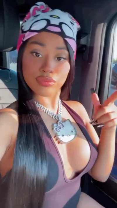 Hennessy Carolina