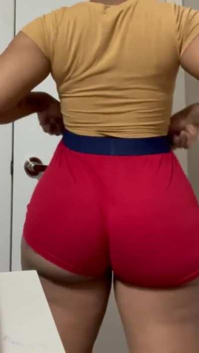 Shorts Hugging