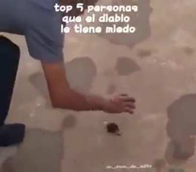 yo ni con un cuchillo
