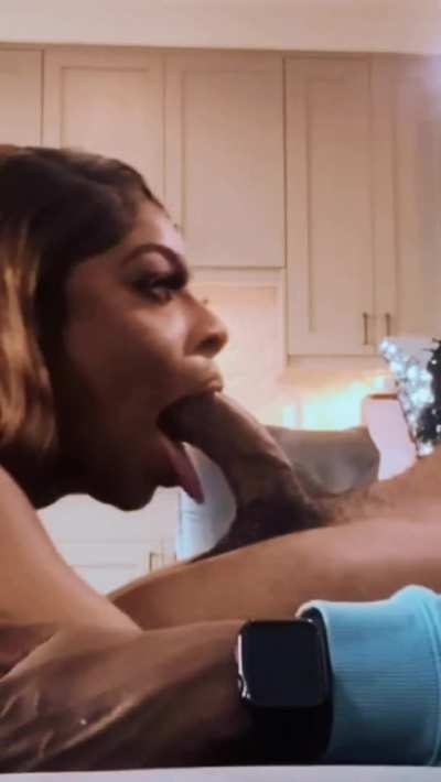 WeT ThroaT 👅💧