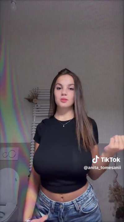 Huge tits