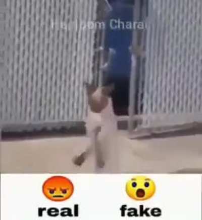 😱