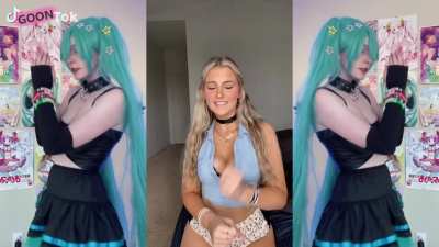 Kawaii Cosplay Splitscreen PMV