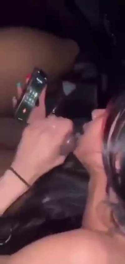 Thotting on the phone with her man 😅🍆😵