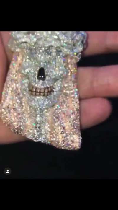 Carti&rsquo;s new jewelry piece by Elliante