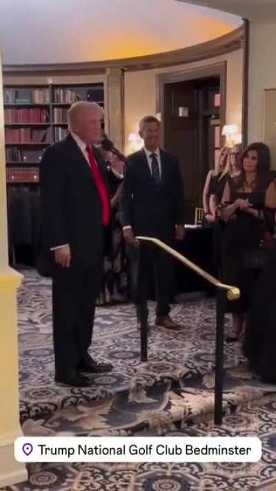 Trump: "Smart people dont like me."