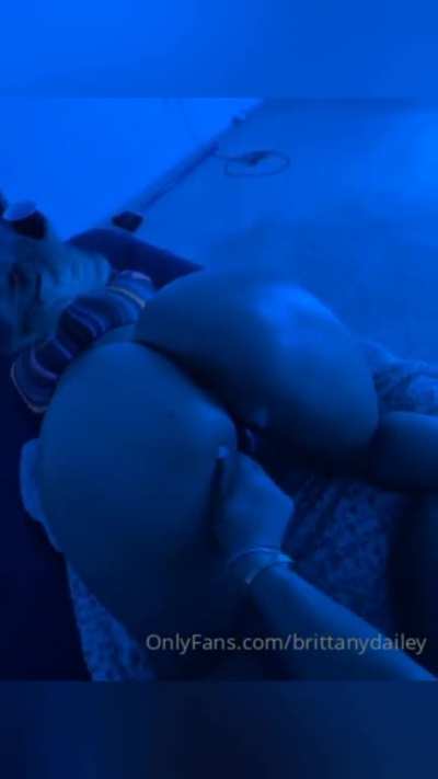 😈🍑💙