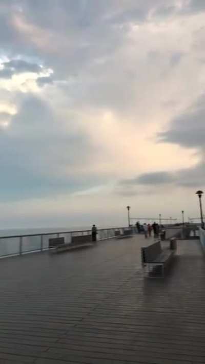 This is from awhile back but I couldn&rsquo;t help but wonder why the sky is like that. They was nothing happening inthe Sky, so I thought it was extremely weird why there were these geometric lines that form the cloud.