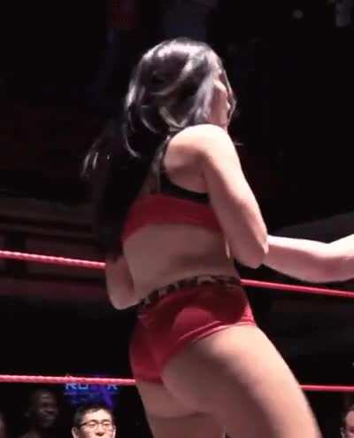 Ivelisse Velez [17 MIC]