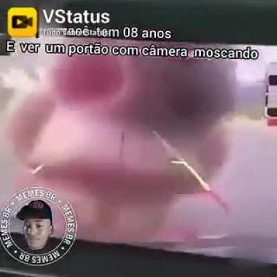 Kkkkkkkk 😂😂 tô morrendo aki Socorro