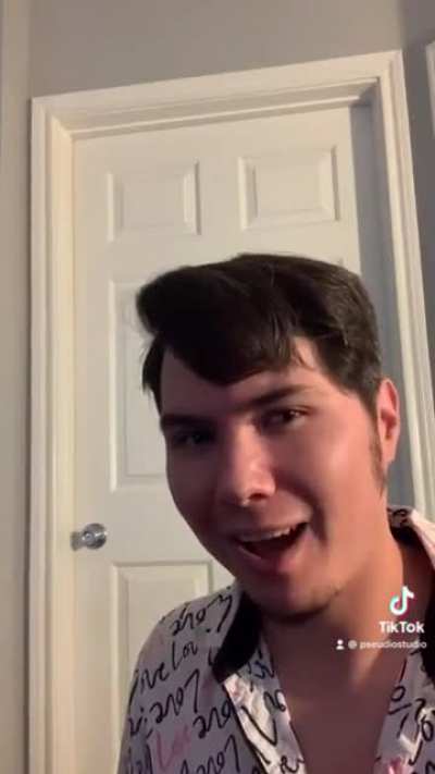 Guy does a one man show of Boyz 12 from American Dad