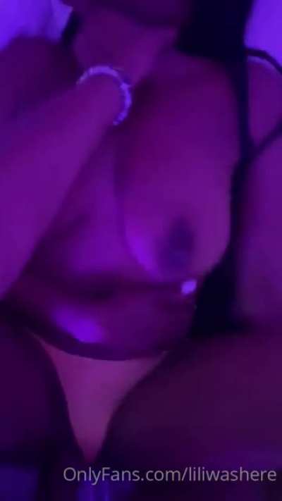 Lili 😈