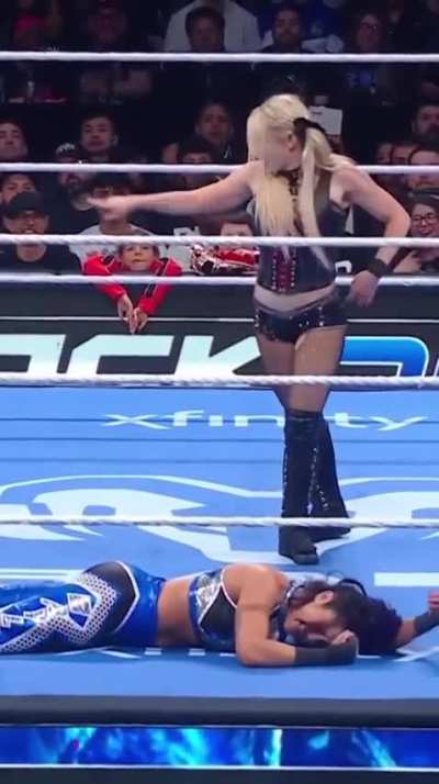 Alexa Bliss dominating Bayley