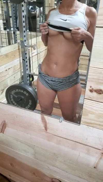 Am I doing this right? 🤭😋&hearts;️ (self post,44/F)