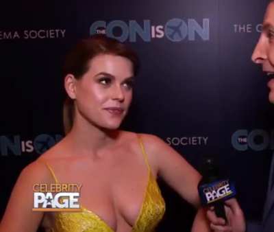 Bombshell Alice Eve