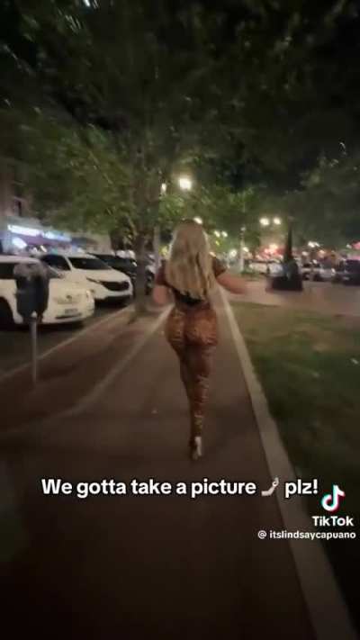 🧟‍♂️🍑