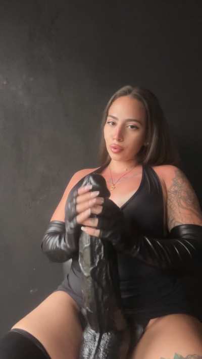Would you accept pegging from mommy?